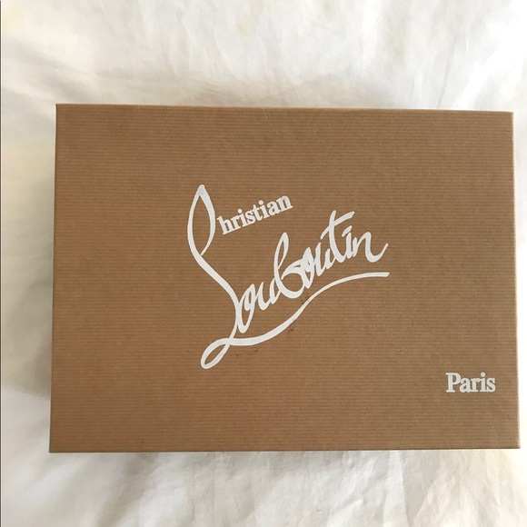 Christian Louboutin Nude Pigalle Stilettos - Picture 7 of 8